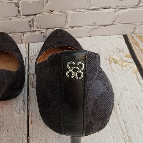 Coach "Caya" Heels - Size 7 M - Picture 3 of 9